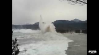 Dramatic Japan Tsunami footage Prt3 [upl. by Nilre]