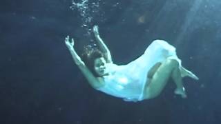 Agua Underwater Contemporary Dance  Danza  Proyecto Movimiento [upl. by Bloom354]