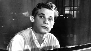 Glenn Gould  Bach Prelude In C Minor BWV 999 [upl. by Estus]