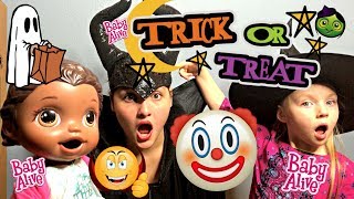 BABY ALIVE does TRICK or TREAT  The Lilly and Mommy Show The TOYTASTIC SISTERS [upl. by Harbison]