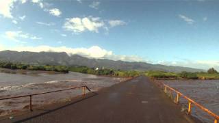 Hawaii Tsunami 31111 REAL FOOTAGE the same tsunami that hit Japan [upl. by Agnew31]