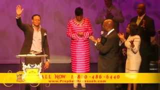 Manasseh Jordans Father begins to Prophecy over him Bishop Jordan [upl. by Priscella]