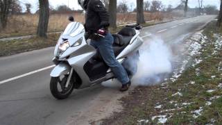 honda silver wing 600 fjs burn [upl. by Atteuqal322]