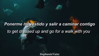 Manuel Medrano  Bajo el agua  English translation amp Spanish lyrics [upl. by Yramesor]