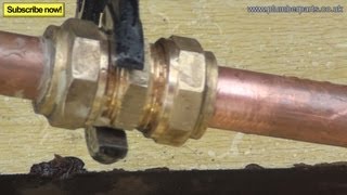 FIX LEAKING COMPRESSION PIPE FITTING  Plumbing Tips [upl. by Kylah]