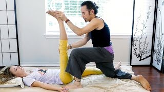 How to Do Thai Massage for Lower Back Pain amp Hip Pain Relief Part 1 [upl. by Kirven513]