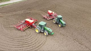 Vaderstad Spirit 800S vs Rapid A600S  John Deere 8320R  8120 [upl. by Yrrek]