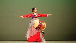 Korean Traditional Dance by Treasure [upl. by Farrar]