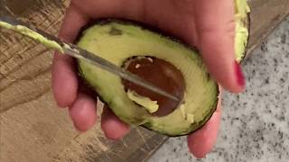 Como hacer aceite NATURAL de AGUACATE para la PIEL Y CABELLO [upl. by Notlehs312]