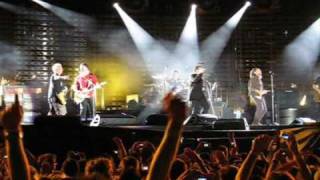 U2 amp Pearl Jam  Rockin in the Free World Live in Hawaii [upl. by Nap]